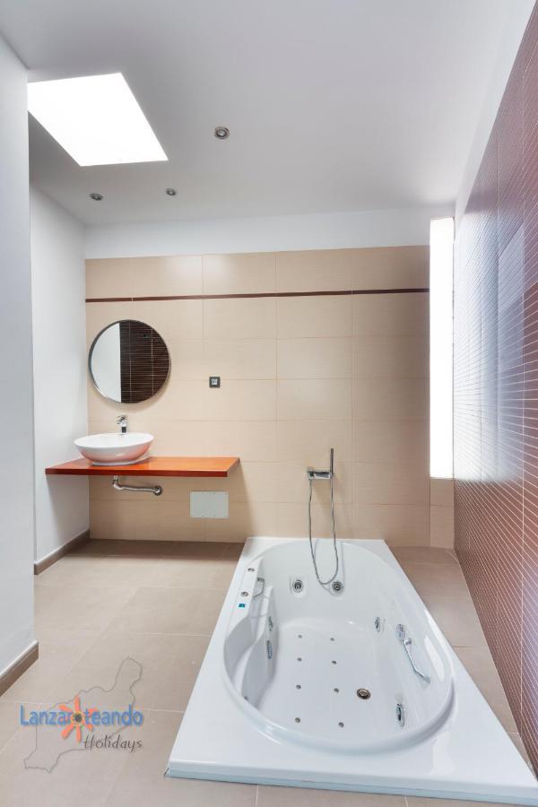 Casa Blanca Teguise Villa Teguise  Eksteriør billede